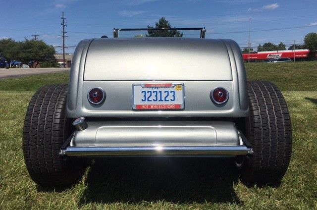 1932 Ford HIGH BOY ROADSTER - photo 6