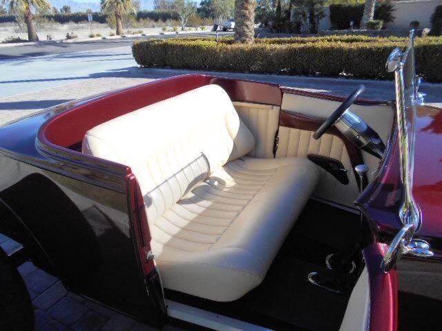 1932 Ford Highboy Streetrod Roadster - photo 10