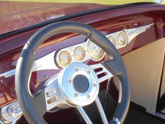 1932 Ford Highboy Streetrod Roadster - photo 9