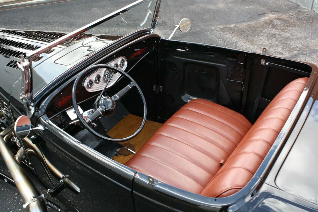 1932 Ford Roadster - photo 12