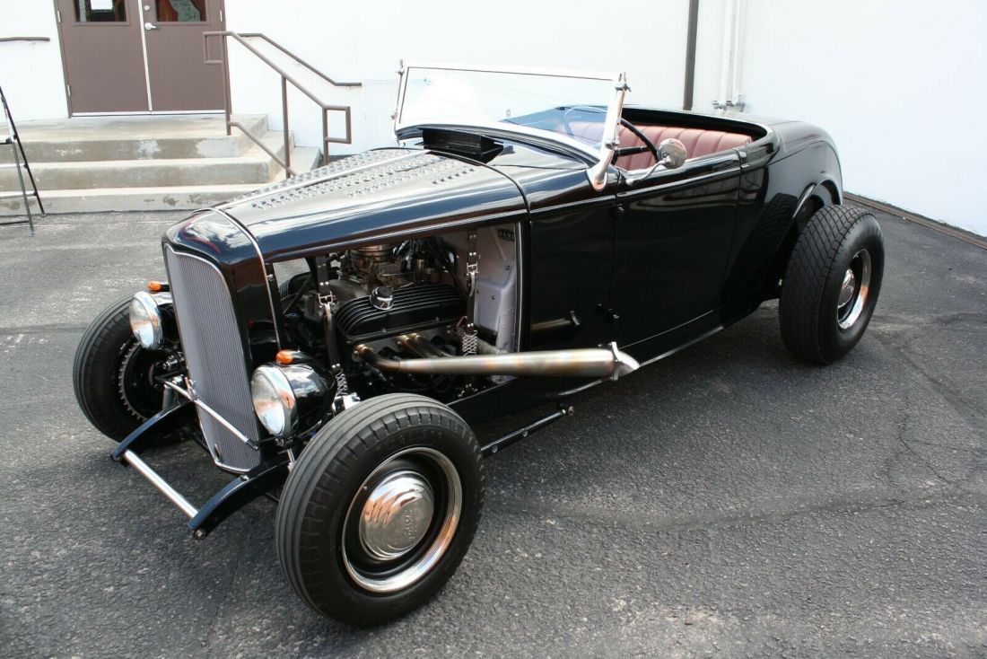 1932 Ford Roadster - photo 5
