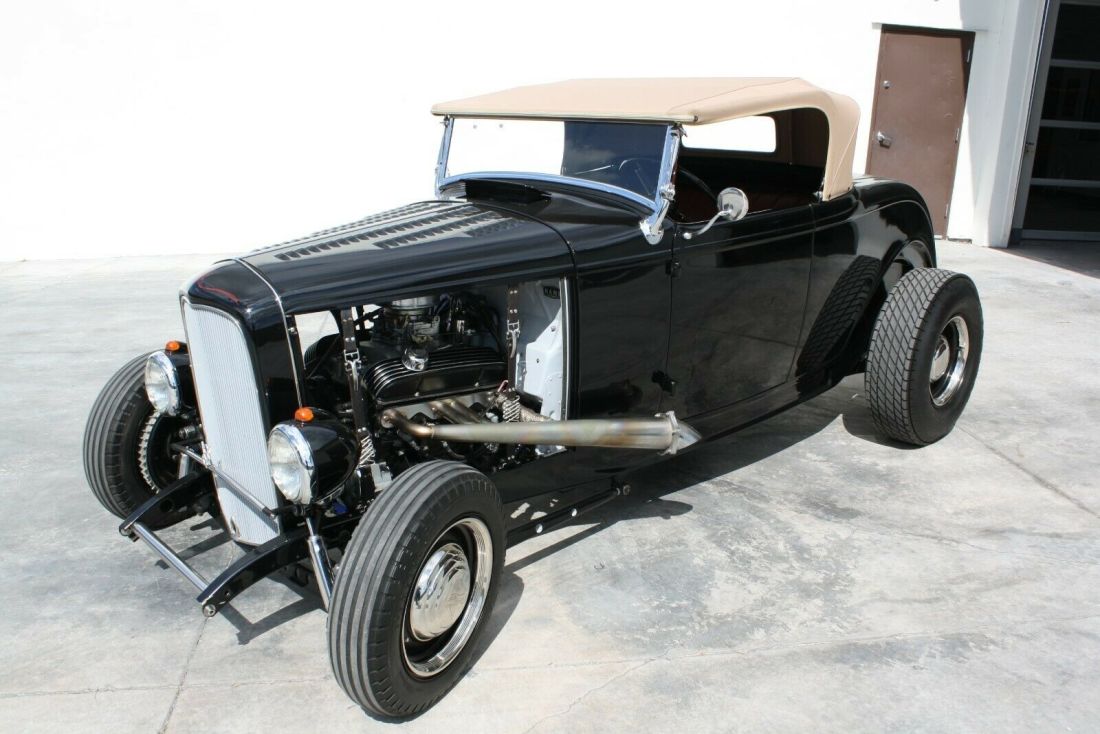 1932 Ford Roadster - photo 6