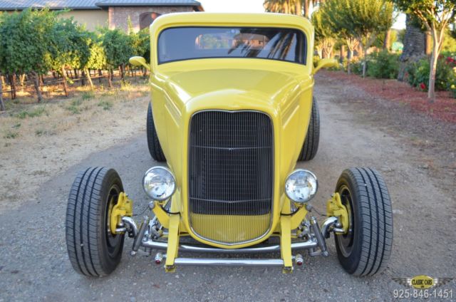 1932 Ford Model A CALIFORNIA 3-WINDOW DEUCE COUPE - photo 2