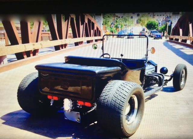 1931 Ford Model A Roadster - photo 2