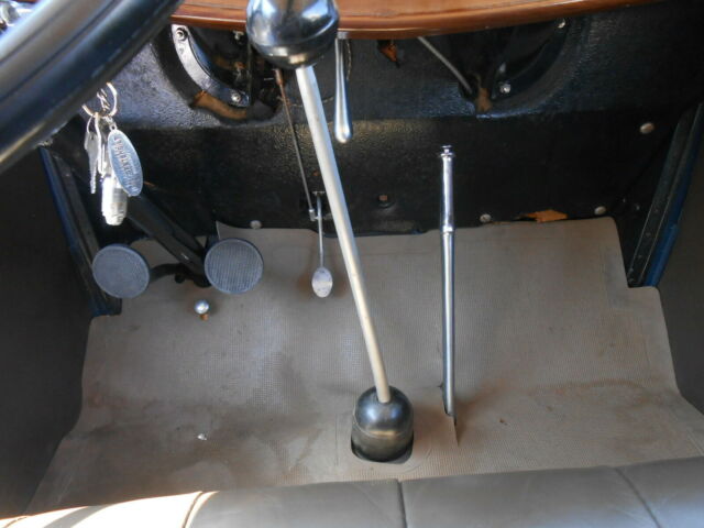 1932 Ford 18 - photo 10