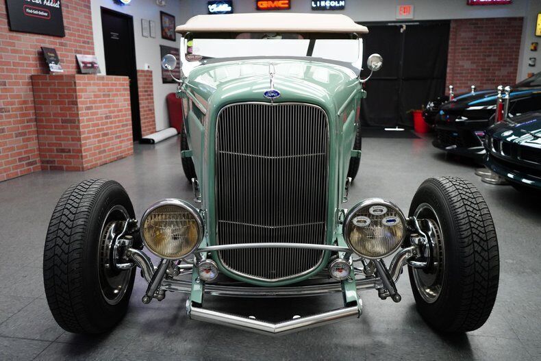 1932 Ford Roadster - photo 13
