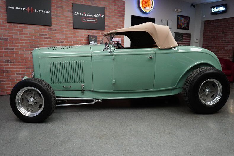 1932 Ford Roadster - photo 7