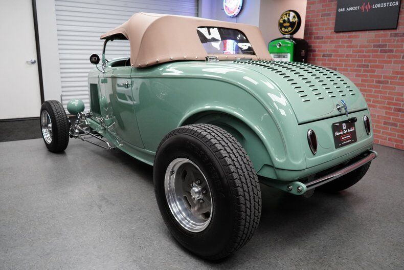 1932 Ford Roadster - photo 8