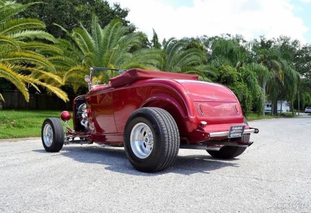 1932 Ford Roadster 1932 Ford Roadster 327 V8 Automatic 700R4 overdrive Top & A/C - photo 11