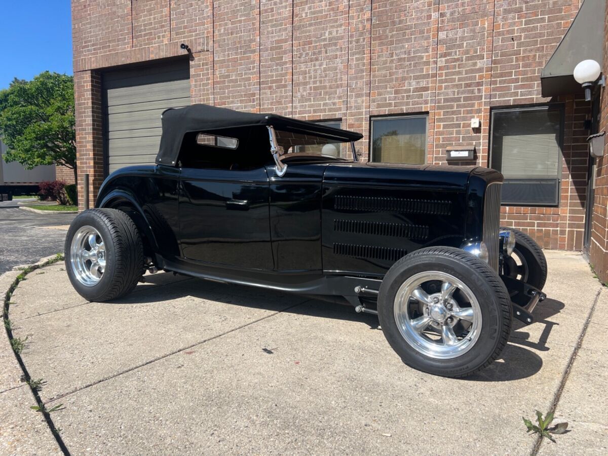 1932 Ford Roadster - photo 11