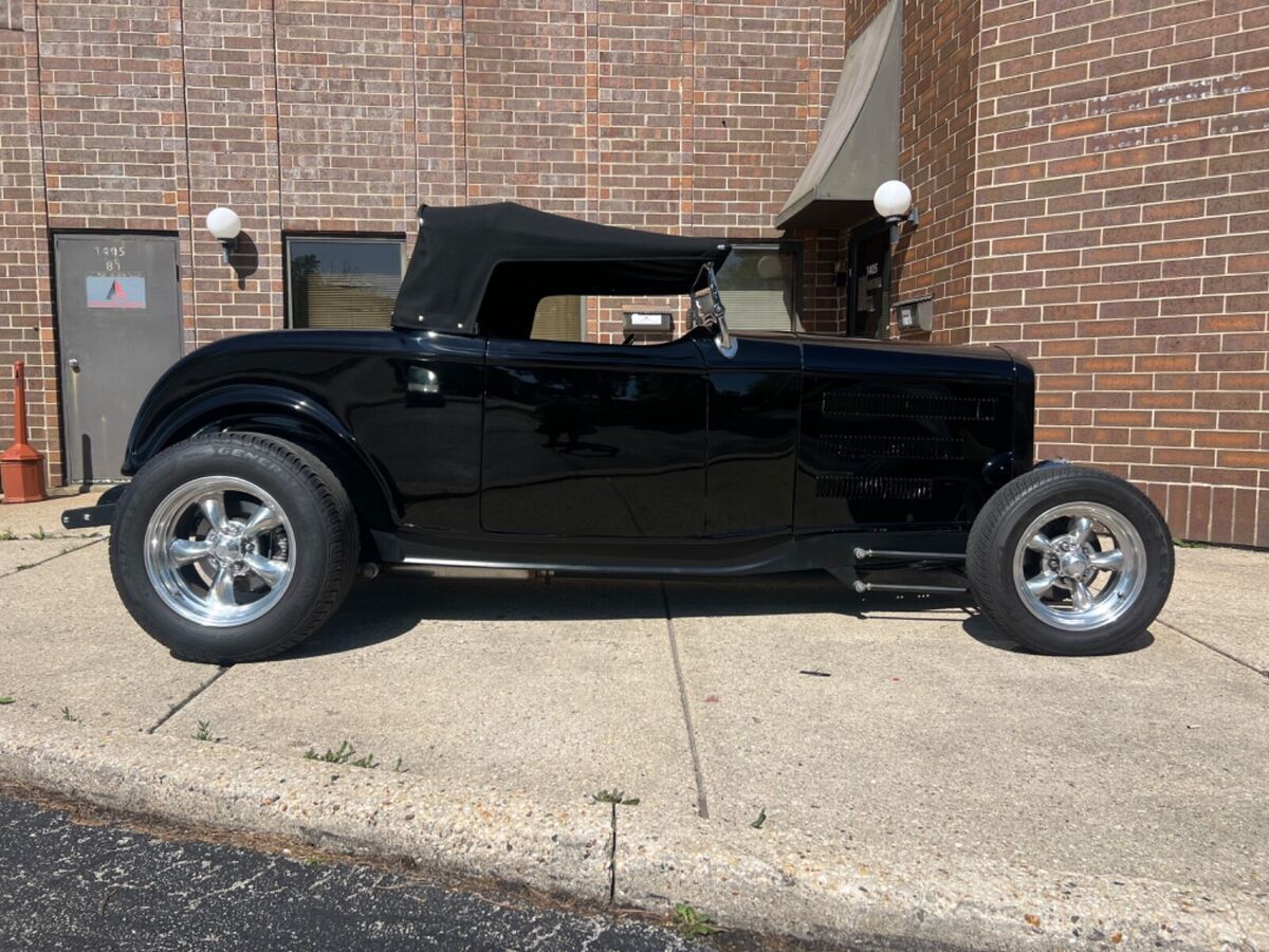 1932 Ford Roadster - photo 12