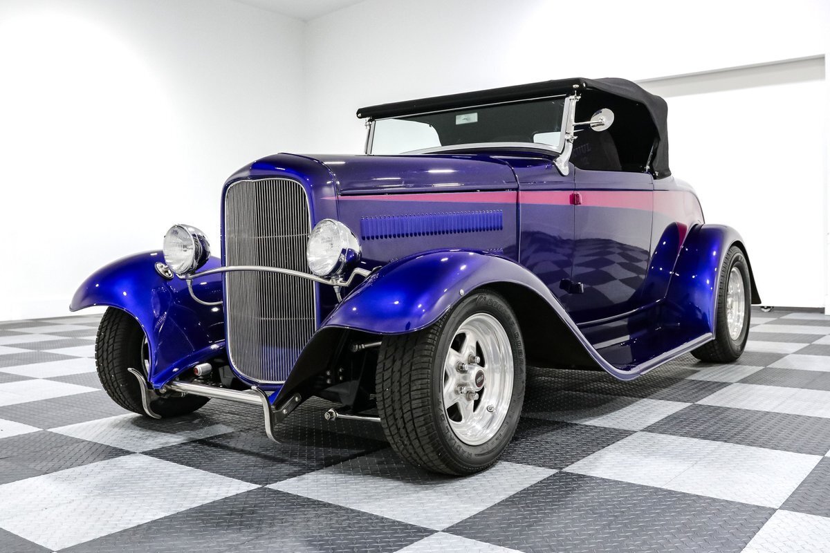 1932 Ford Roadster - photo 5