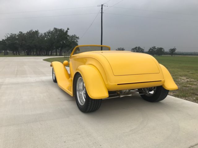 1932 Ford Roadster - photo 3