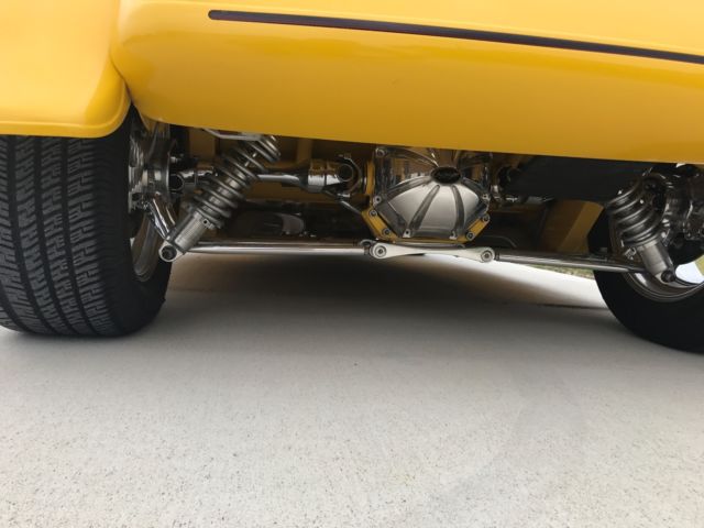 1932 Ford Roadster - photo 8