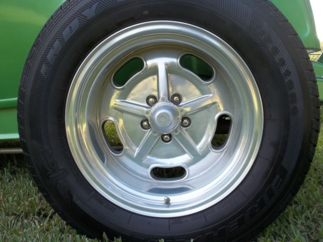 1932 Ford Hi Boy Roadster - photo 12