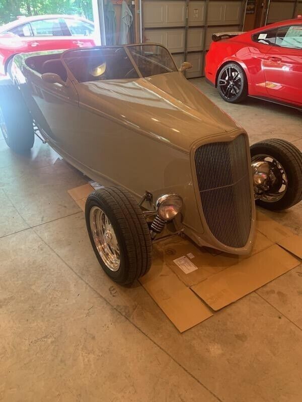 1932 Ford Roadster - photo 5