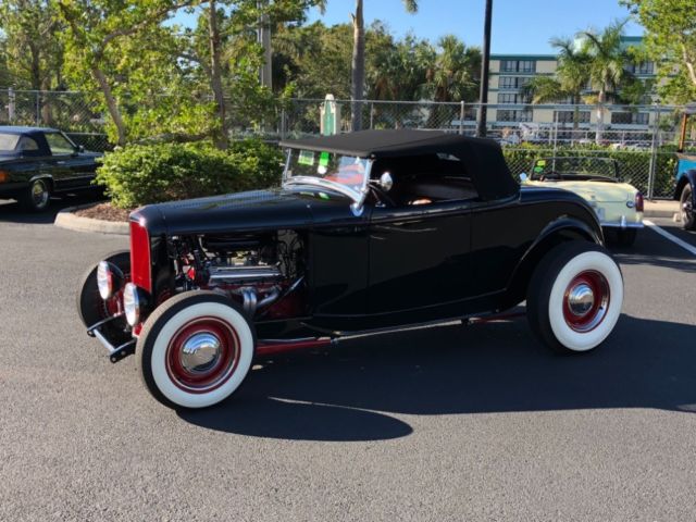 1932 Ford Roadster Street Rod-SHOW CAR-HOT ROD-ROADSTER-VINTAGE- - photo 8