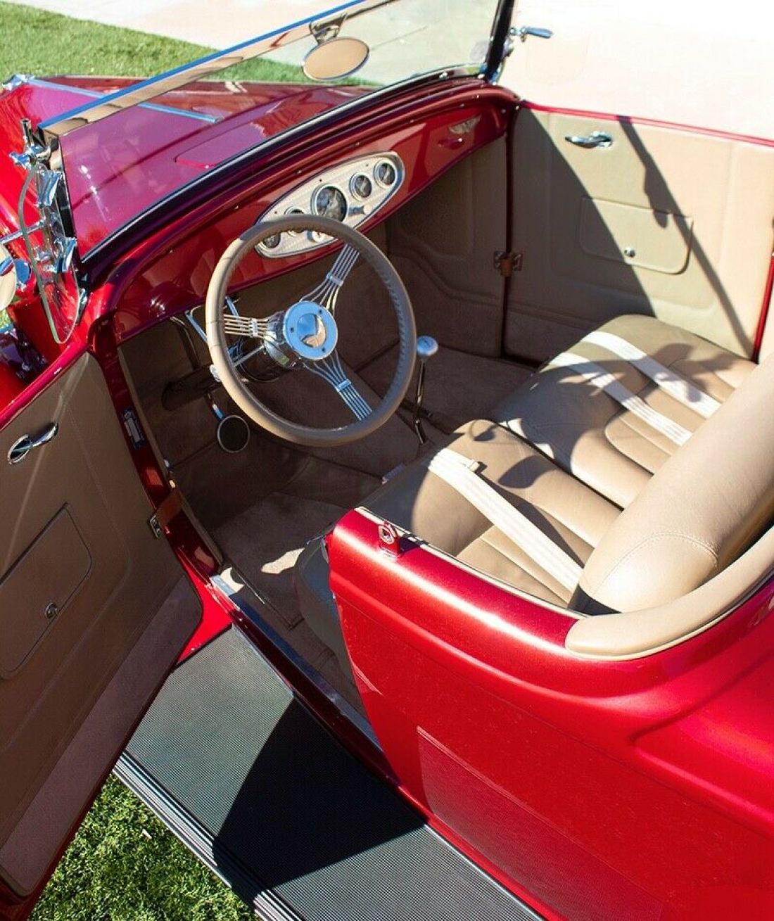 1932 Ford Roadster - photo 7