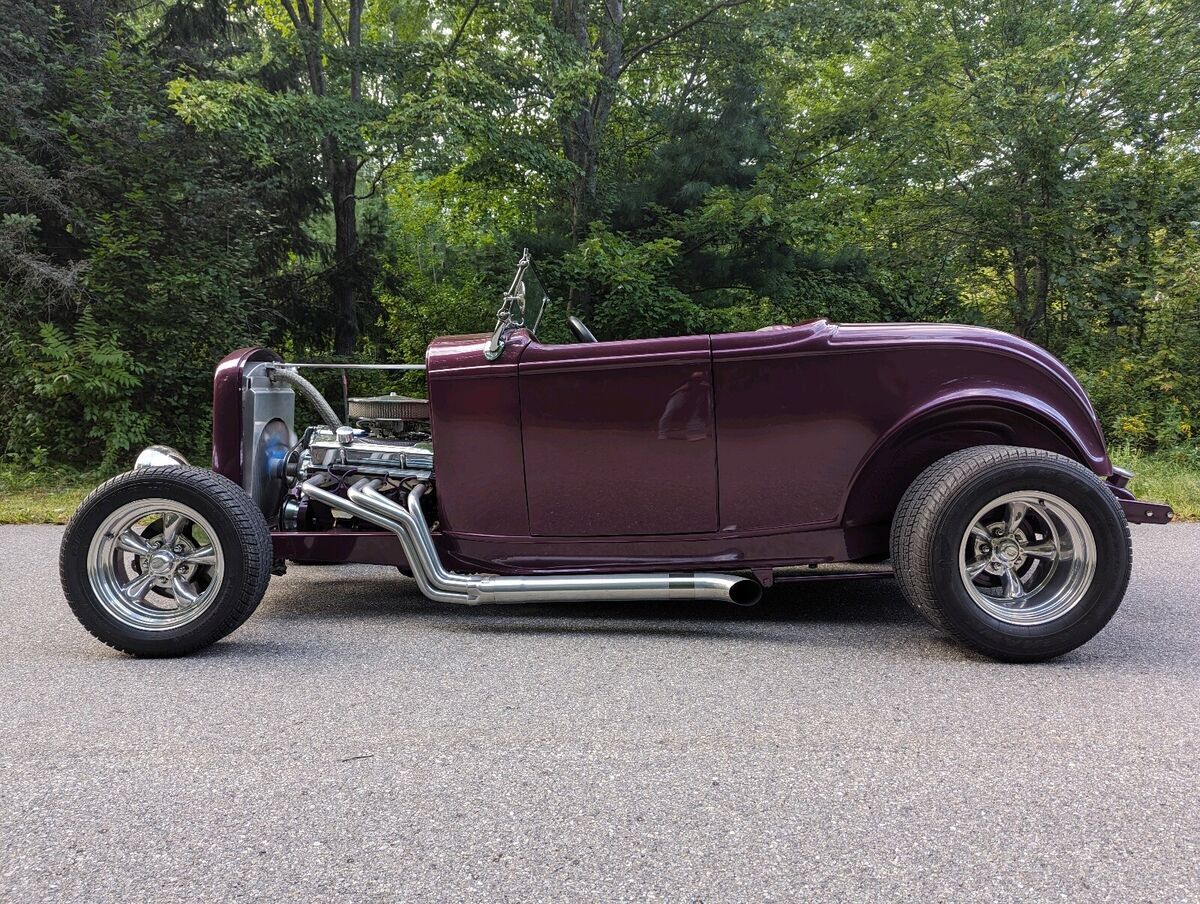 1932 Ford Roadster - photo 2