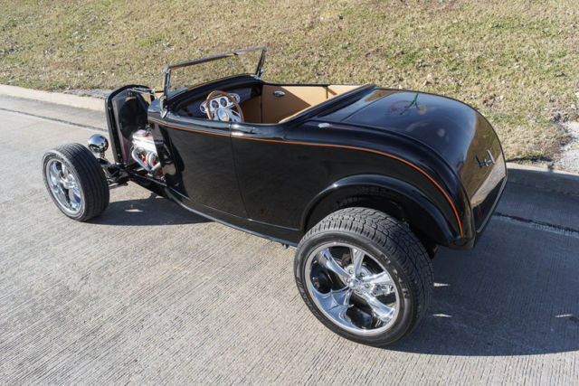 1932 Ford Roadster - photo 7