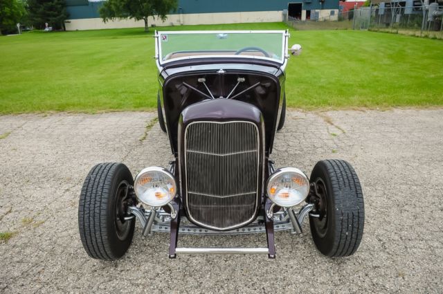 1932 Ford Roadster - photo 4