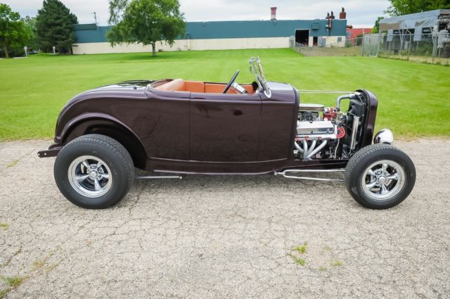 1932 Ford Roadster - photo 6