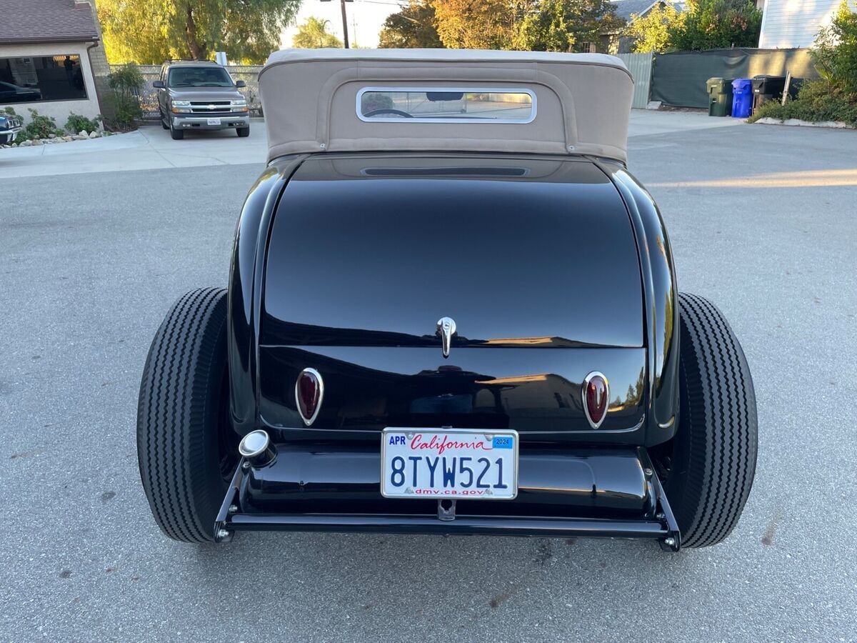 1932 Ford Roadster - photo 10