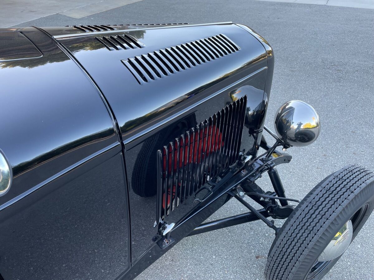1932 Ford Roadster - photo 13