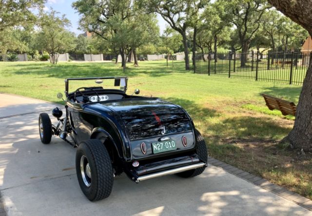 1932 Ford Model B Roadster - photo 7