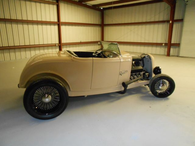 1932 Ford Roadster - photo 5
