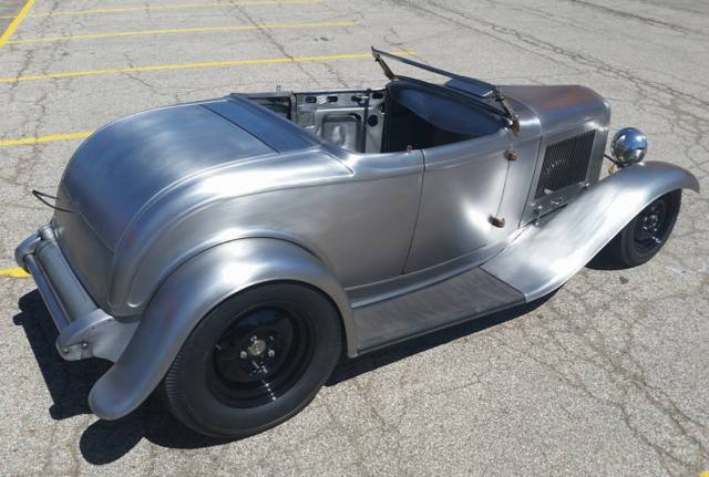 1932 Ford Roadster - photo 3