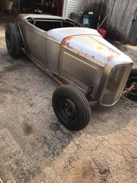 1932 Ford roadster - photo 3