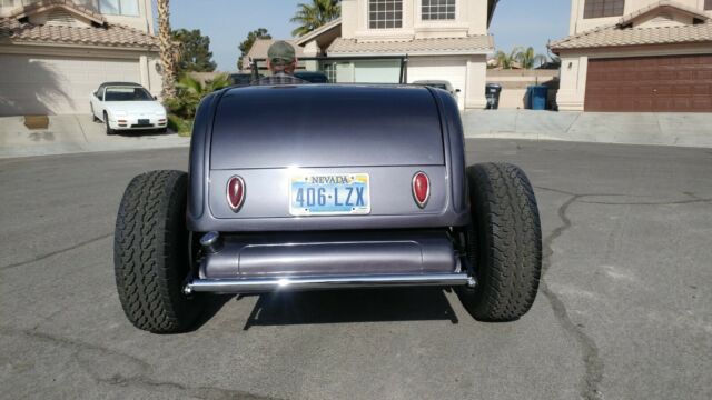 1932 Ford Model A roadster - photo 7