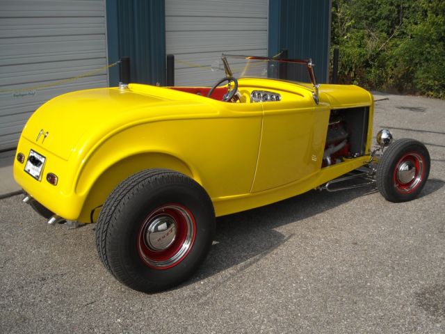 1932 Ford Roadster Coupe - photo 3