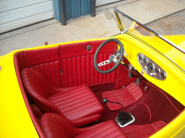 1932 Ford Roadster Coupe - photo 7