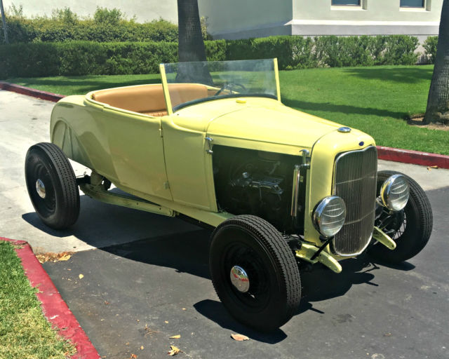 1932 Ford Roadster - photo 3