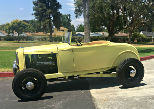 1932 Ford Roadster - photo 5