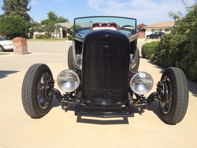 1932 Ford Roadster - photo 4