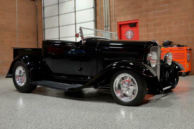 1932 Ford Roadster Pickup Show Truck - photo 4