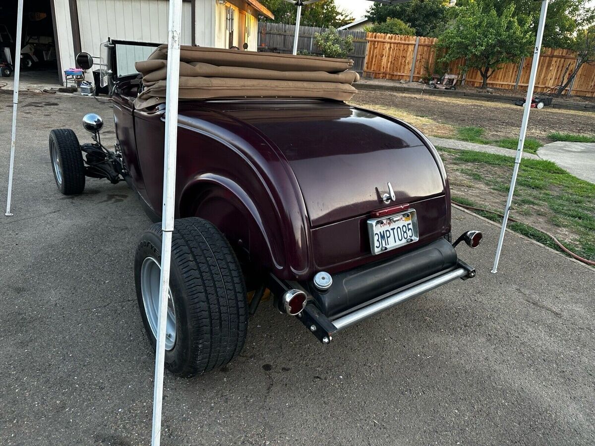 1932 Ford Roadster - photo 10