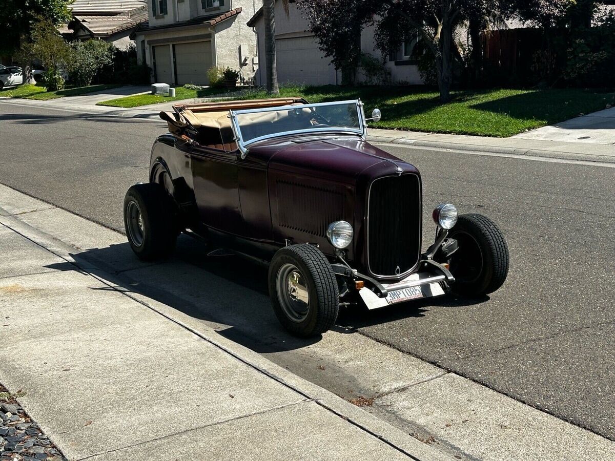 1932 Ford Roadster - photo 3