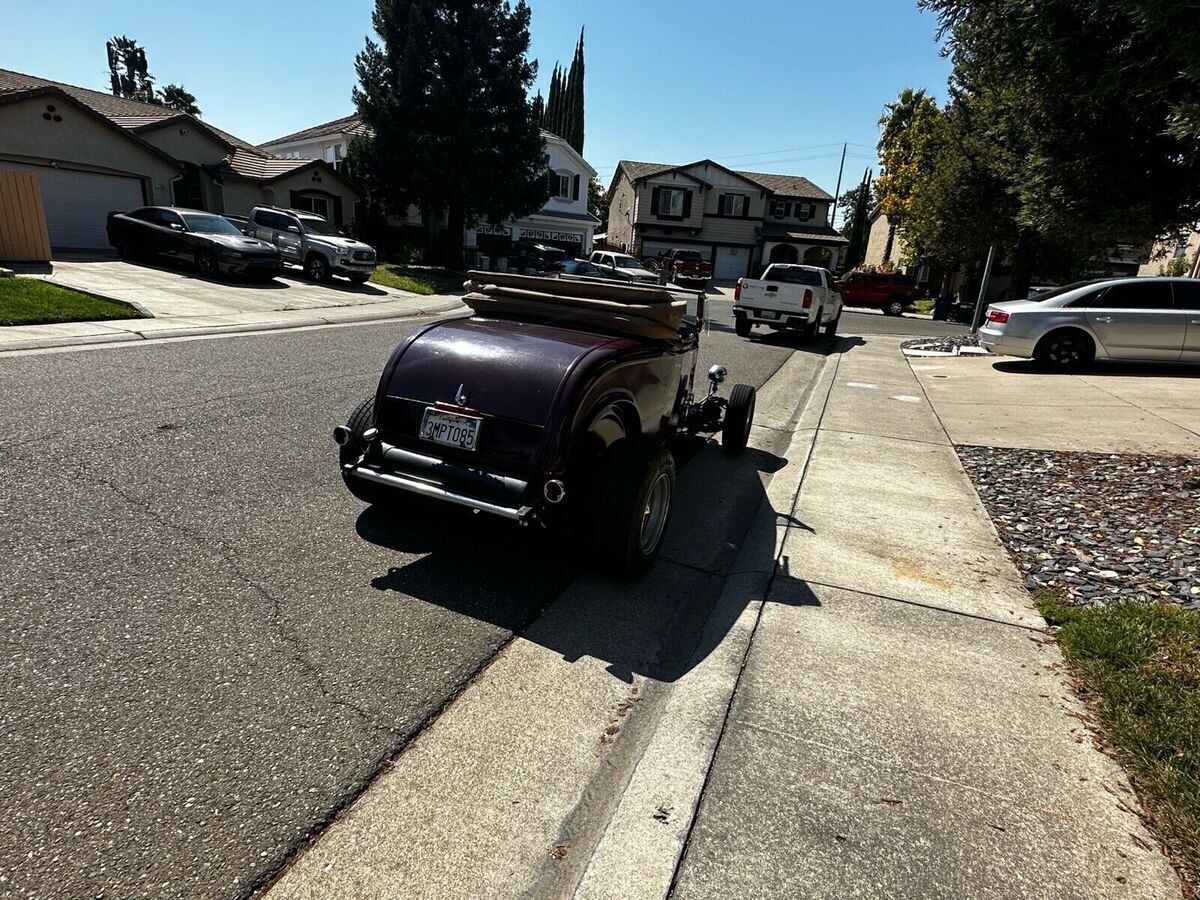 1932 Ford Roadster - photo 4