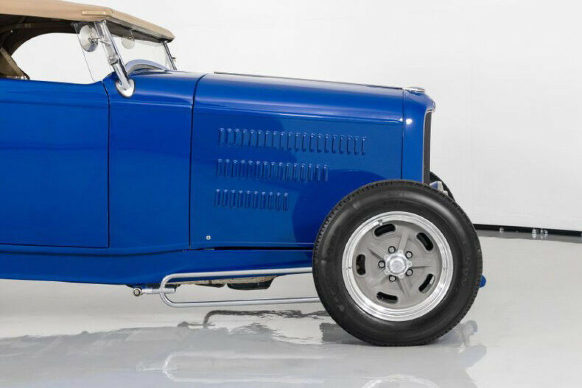 1932 Ford Roadster - photo 13