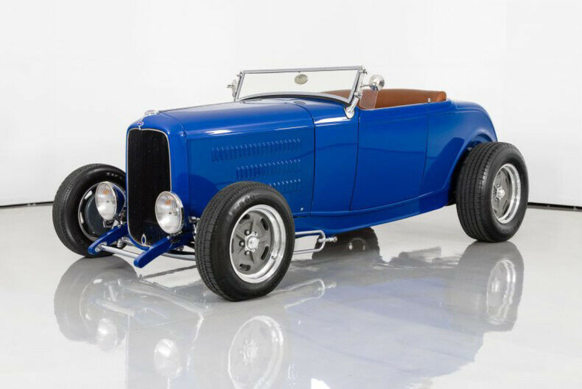 1932 Ford Roadster - photo 5