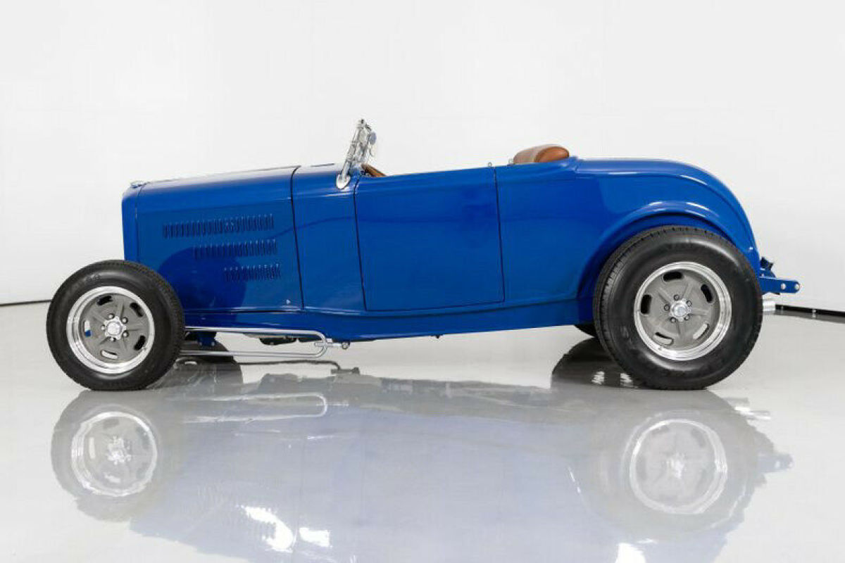 1932 Ford Roadster - photo 7