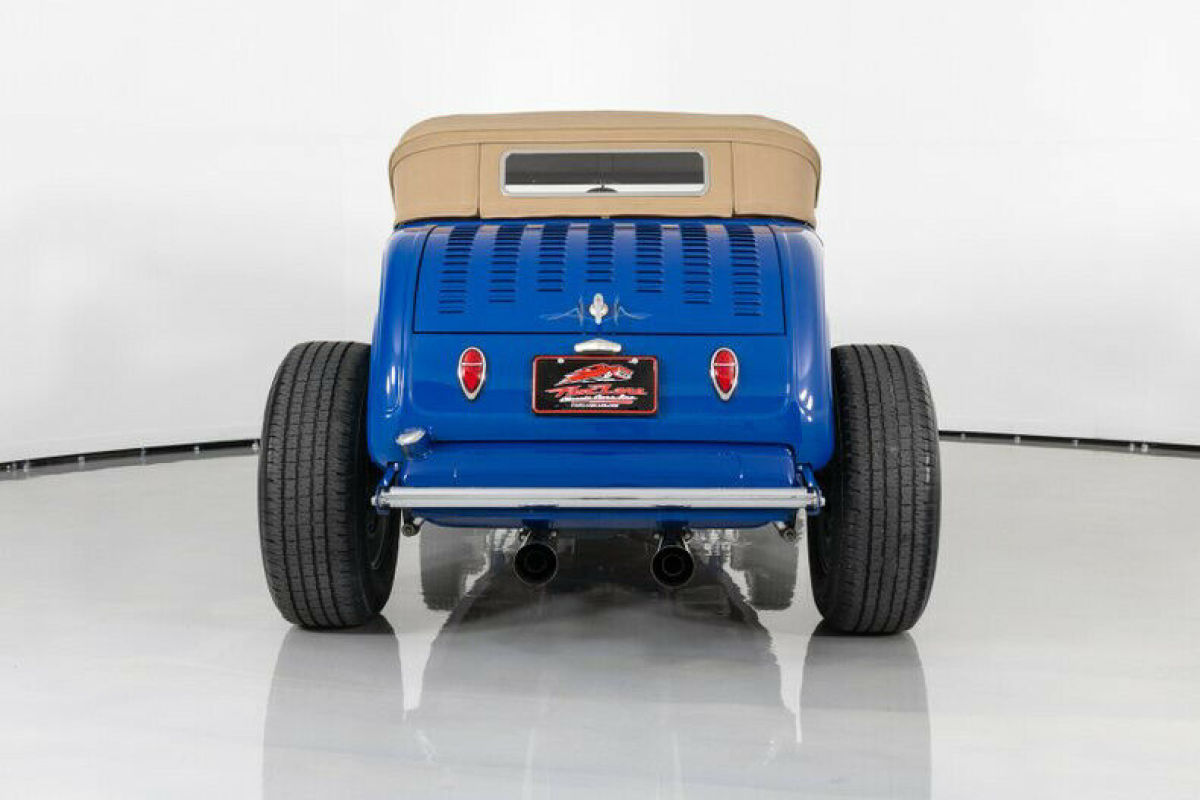 1932 Ford Roadster - photo 9