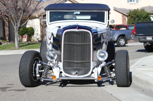 1932 Ford Roadster - photo 4