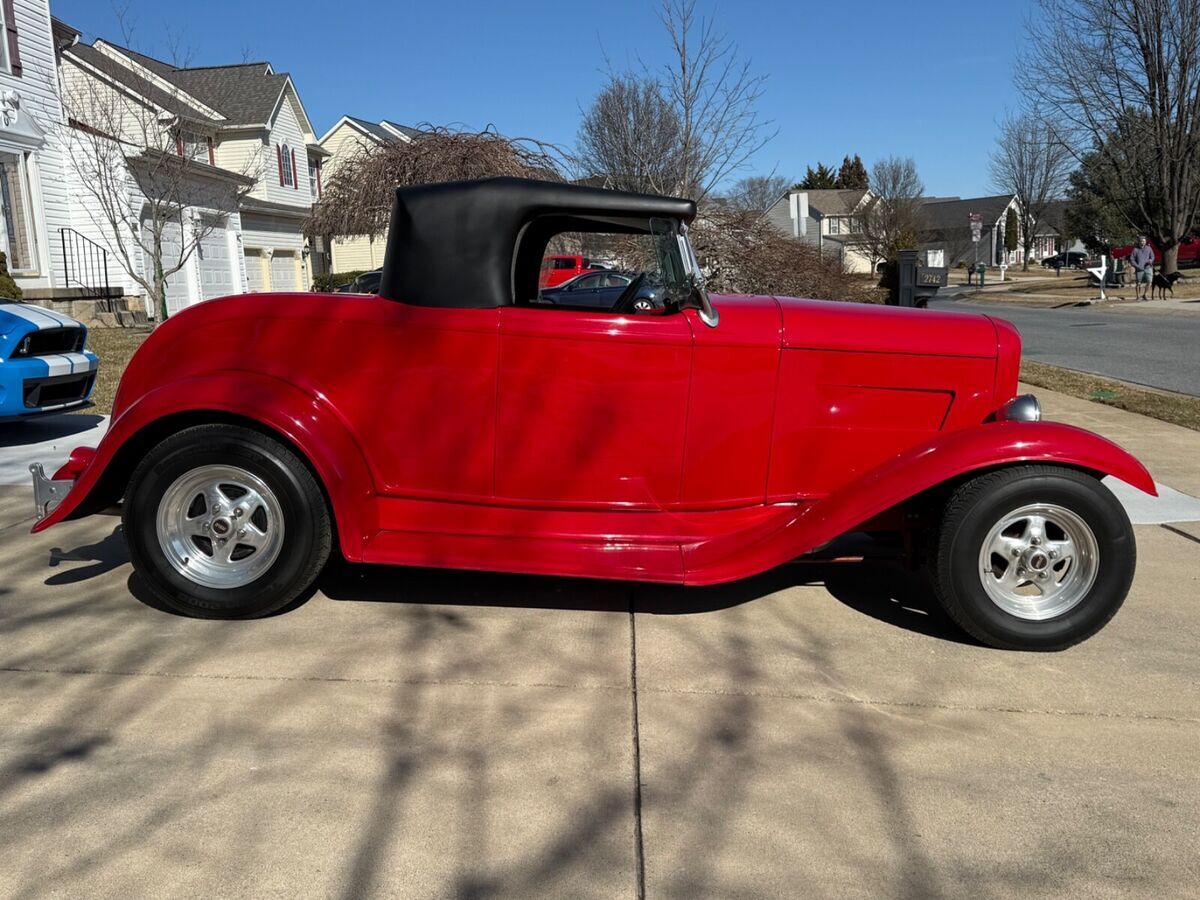 1932 Ford Roadster - photo 6