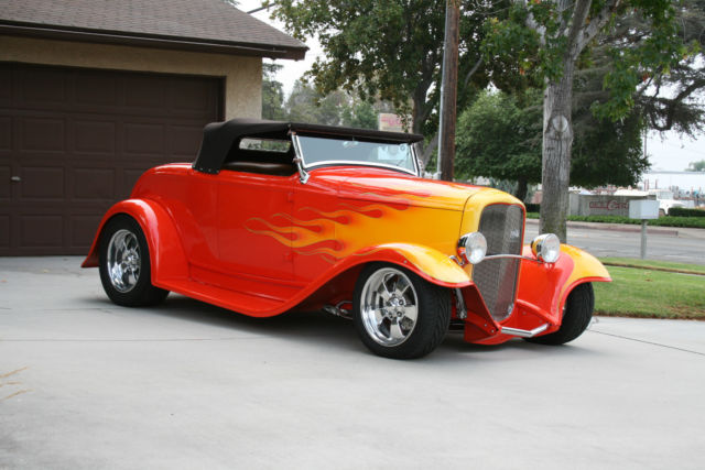 1932 Ford Roadster Street Rod Street Rodder Magazine cover car 1933 1934 32 1932 Ford Roadster