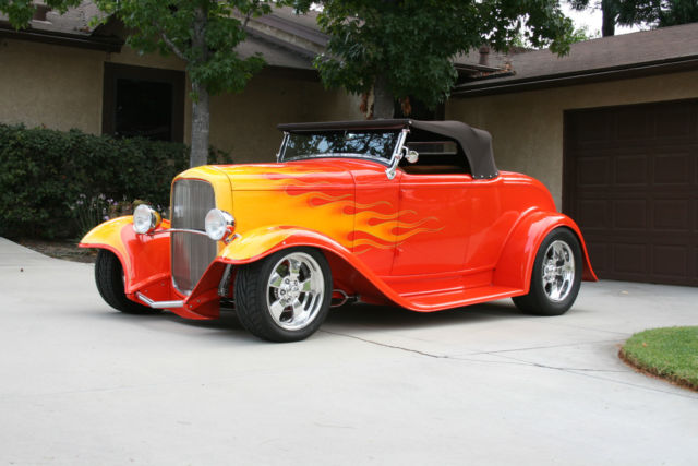 1932 Ford Roadster - photo 4